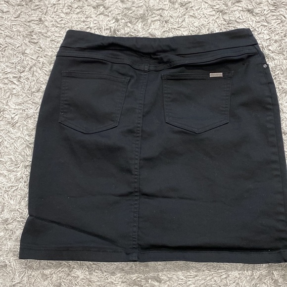 SC & CO. Women's Skirt - Picture 6 of 6